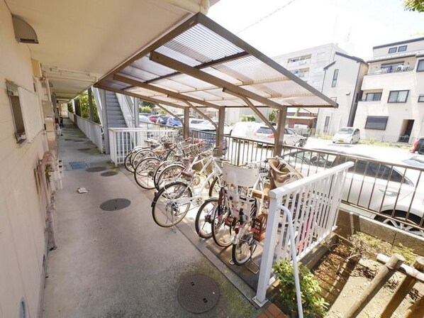 エステートピア山崎Aの物件内観写真